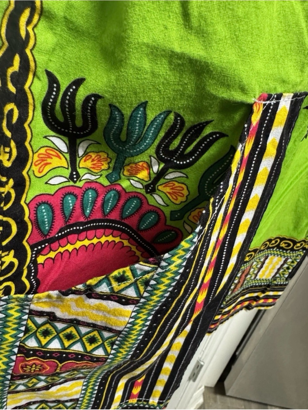African Dashiki “Angelina” Print Shirt – Neon Green Unisex Pocket Bold Festival - Picture 7 of 8